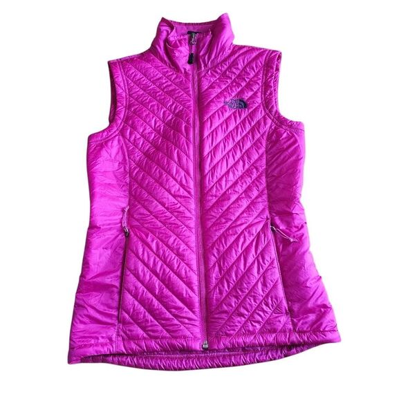 The North Face womens Sz XS hot pink vest - Picture 1 of 8